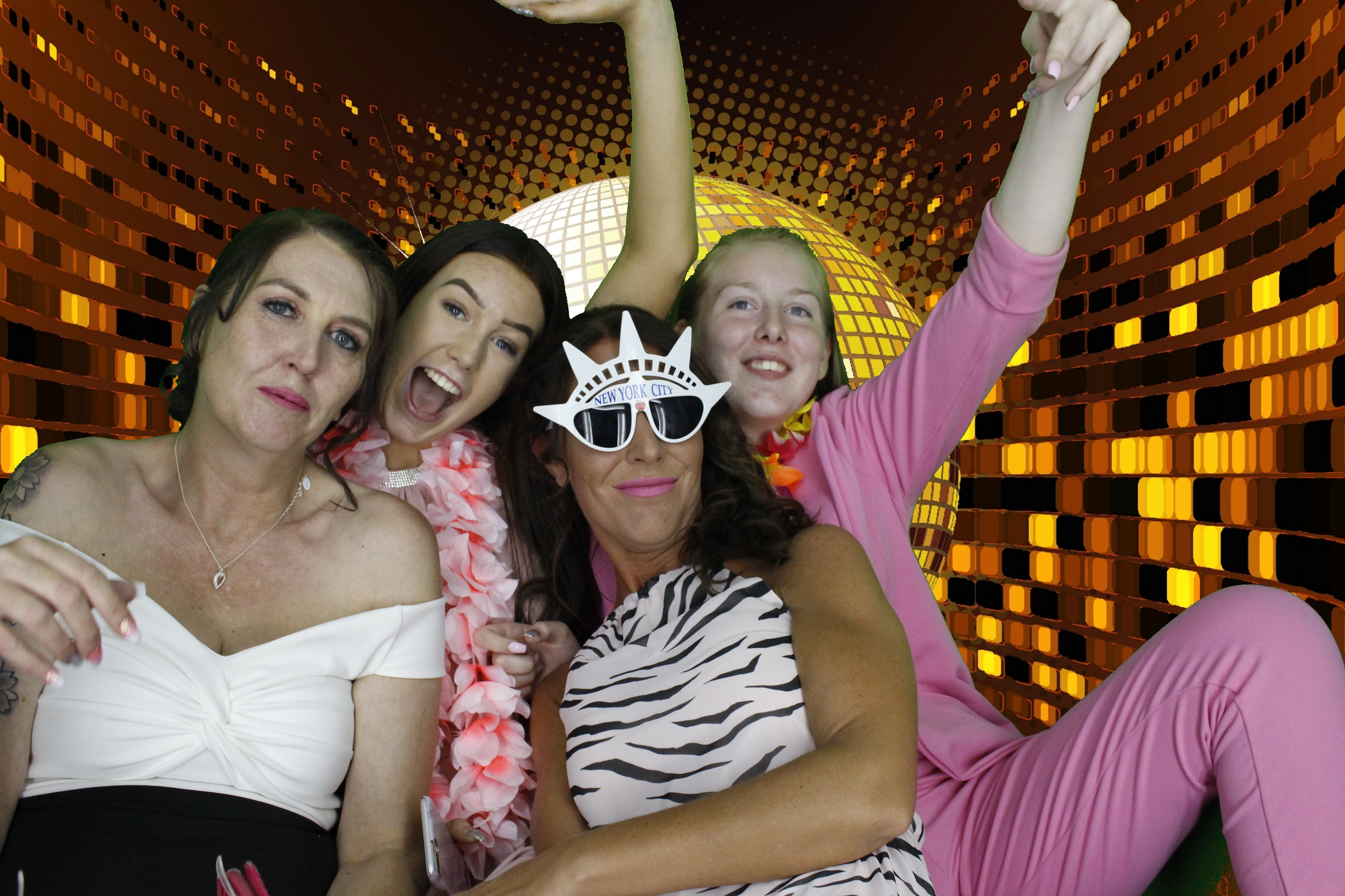 Hollie Mills | View more photos from the event at gallery.myphotoboothexperience.co.uk/u/MyPhotoBoothExperienceLtd/Hollie-Mills